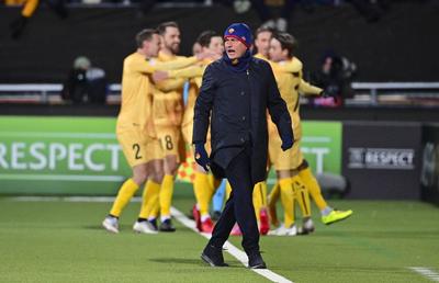 Umilință pentru AS Roma și Mourinho! E prima dată când Mou pățește asta în 1.008 meciuri: „Unii dintre noi au anumite limite, e diferență mare”