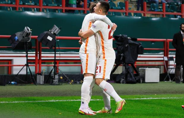 Ce au făcut jucătorii români în Europa League și Conference » Moruțan, pasă de gol! Niță a contribuit la reușita unui coleg