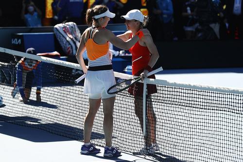 Simona Halep (31 de ani, locul 9 WTA) a picat un test anti-doping la US Open 2022 și a fost suspendată provizoriu. Alize Cornet (32 de ani, locul 31 WTA) a avut un mesaj de susținere pentru sportiva noastră.