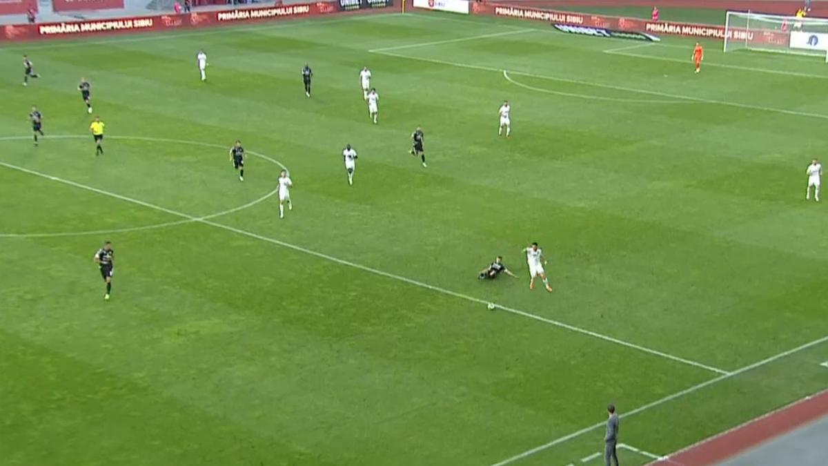 Hermannstadt - Dinamo 4-0 » Un balaur a înfulecat „cățeii”: formația lui Ovidiu Burcă, KO la Sibiu! Cum arată clasamentul