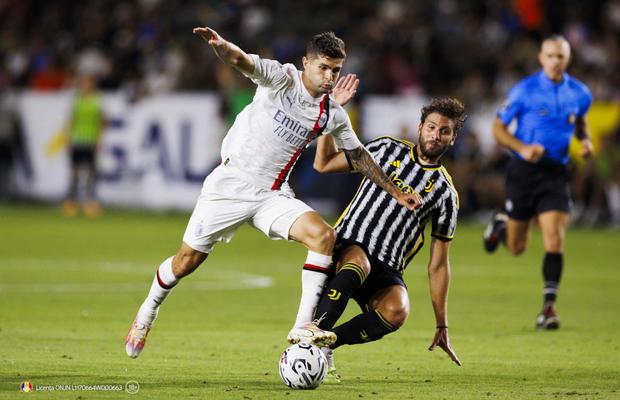 Milan – Juventus, meciul zilei de duminică în fotbalul european. Cu Bet Builder toate pariurile preferate sunt într-un singur loc, pe Betano!