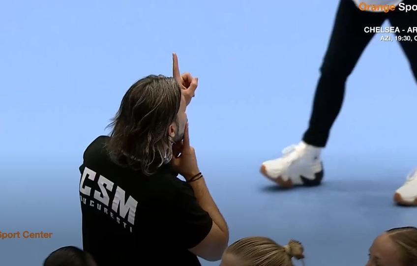 CSM București a pierdut în fața lui Brest Bretagne, scor 28-30, în runda cu numărul 5 a grupei A din Liga Campionilor la handbal feminin. Antrenorul Adi Vasile a răbufnit la adresa fanilor care i-au cerut demisia.