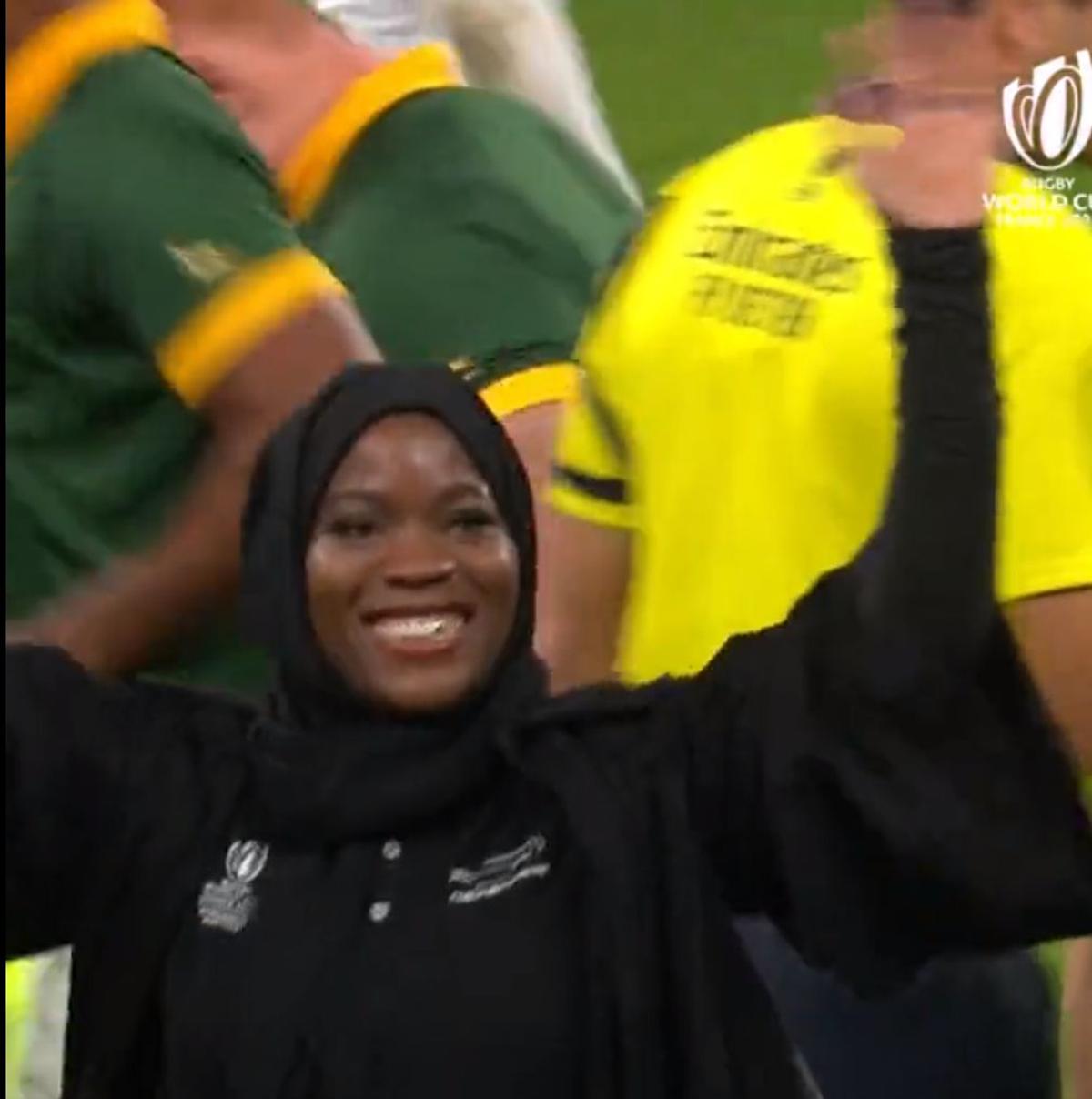 Cine e „Buldozerul”, femeia care a dat startul în semifinala Anglia - Africa de Sud: „Am spart toate stereotipurile și barierele culturale!”