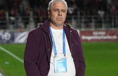Șumudică a ajuns la vorba lui Neil Lennon?! » L-a distrus pe fostul antrenor al Rapidului, iar acum l-a copiat