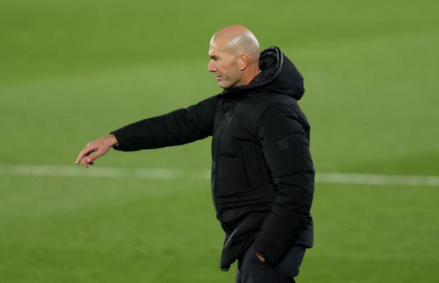 Fac totul pentru a-l aduce pe Zidane » Dispuși să îi plătească actualului antrenor despăgubiri de 30 de milioane de euro