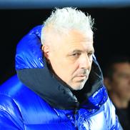 Marius Șumudică în Rapid - Farul, în runda 13 din Superliga / foto: Ionuț Iordache