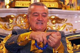 Gigi Becali a CEDAT! Cine l-a enervat în prima repriză: i-a schimbat la pauză