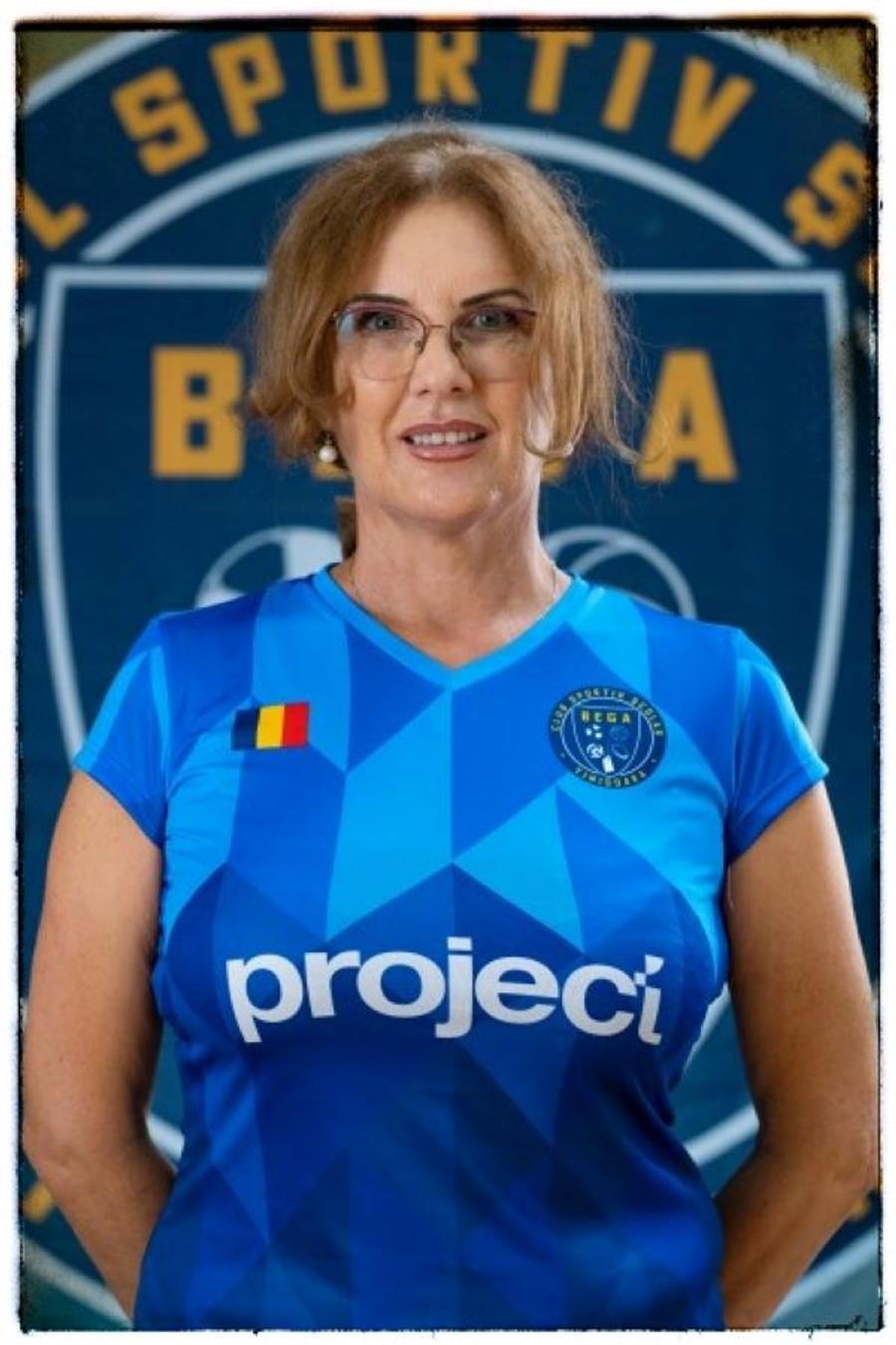 Antrenoarea Elvira Văsuț Foto: CSS Bega Marian Enache, campion olimpic la Paris: „Frica a existat în urmă cu câțiva ani, până când mi-am dat seama că este o iluzie” + Ce înseamnă triumful la Jocurile Olimpice și conexiunea specială cu prima sa antrenoare