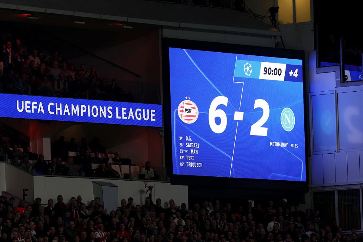 Antonio Conte a reacționat după ce Man și PSV l-au spulberat în Liga Campionilor: „Niște oameni aruncă praf în ochi”
