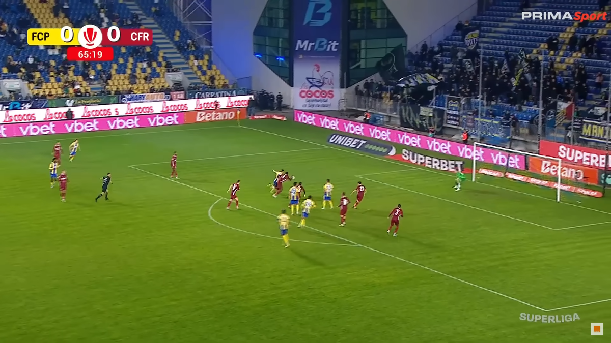 Preluarea lui Chică-Roșă din Petrolul - CFR Cluj