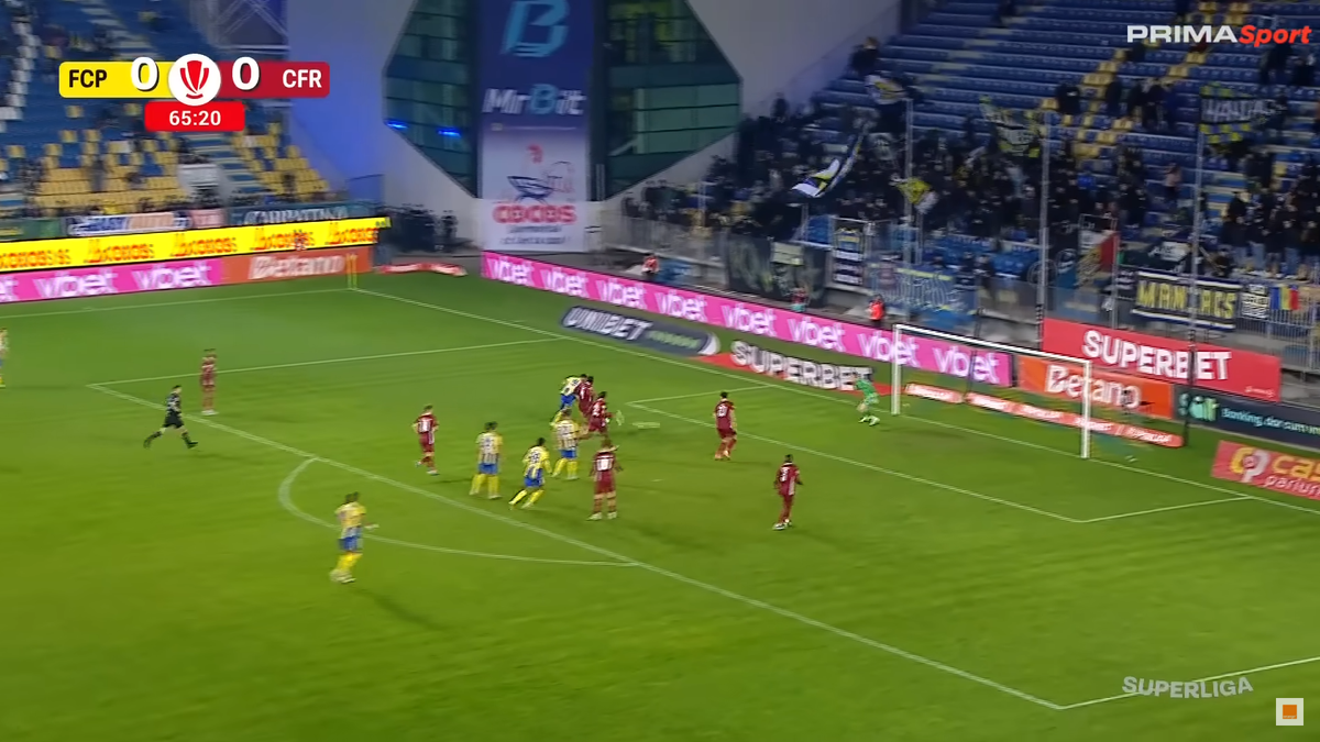 Preluarea lui Chică-Roșă din Petrolul - CFR Cluj