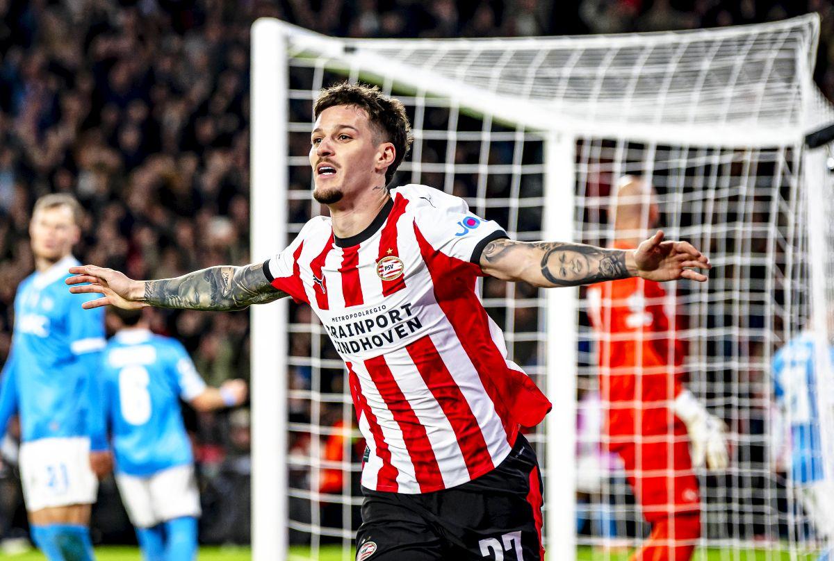Dennis Man vs Napoli