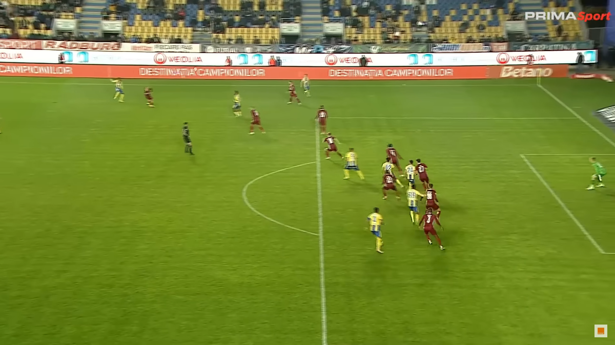 Ilie Dumitrescu, dat pe spate de fotbalistul din Superliga: „Zici că era Van Basten, Shearer!”