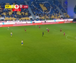 Preluarea lui Chică-Roșă din Petrolul - CFR Cluj. FOTO: captură Prima Sport