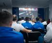 Sesiune de analiză și perfecționare la Mogoșoaia pentru arbitrii din Superligă. Foto: frf.ro