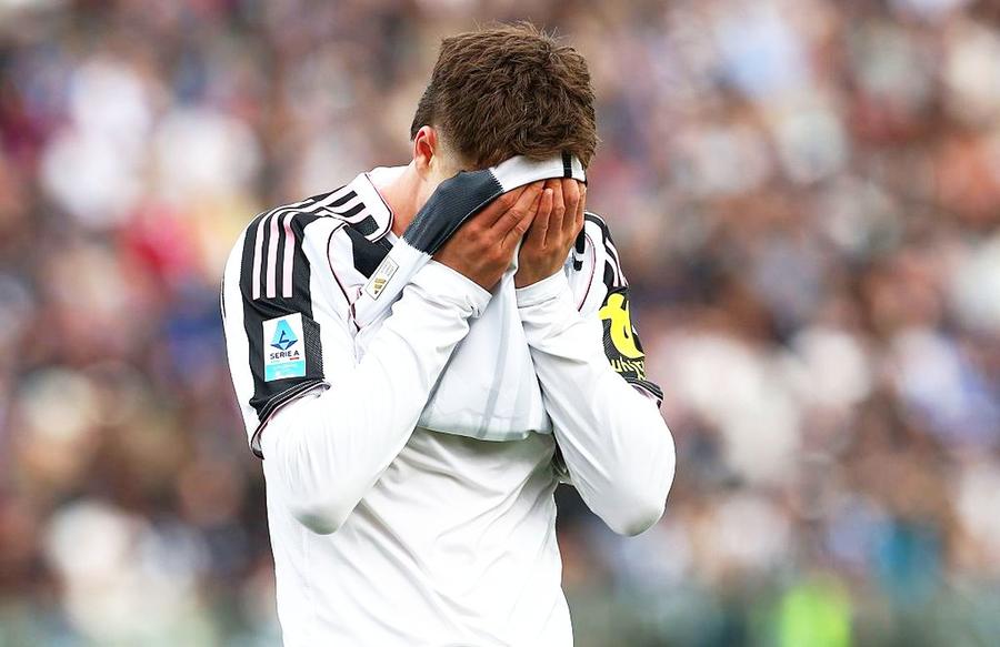 Kenan Yildiz / FOTO: GettyImages Pierdere teribilă pentru Juventus: Kenan Yildiz a fost operat la picior în Turcia! » Cât ar putea lipsi starul turc