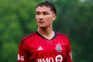 Fotbalistul canadian va putea reprezenta România » FIFA i-a dat acordul