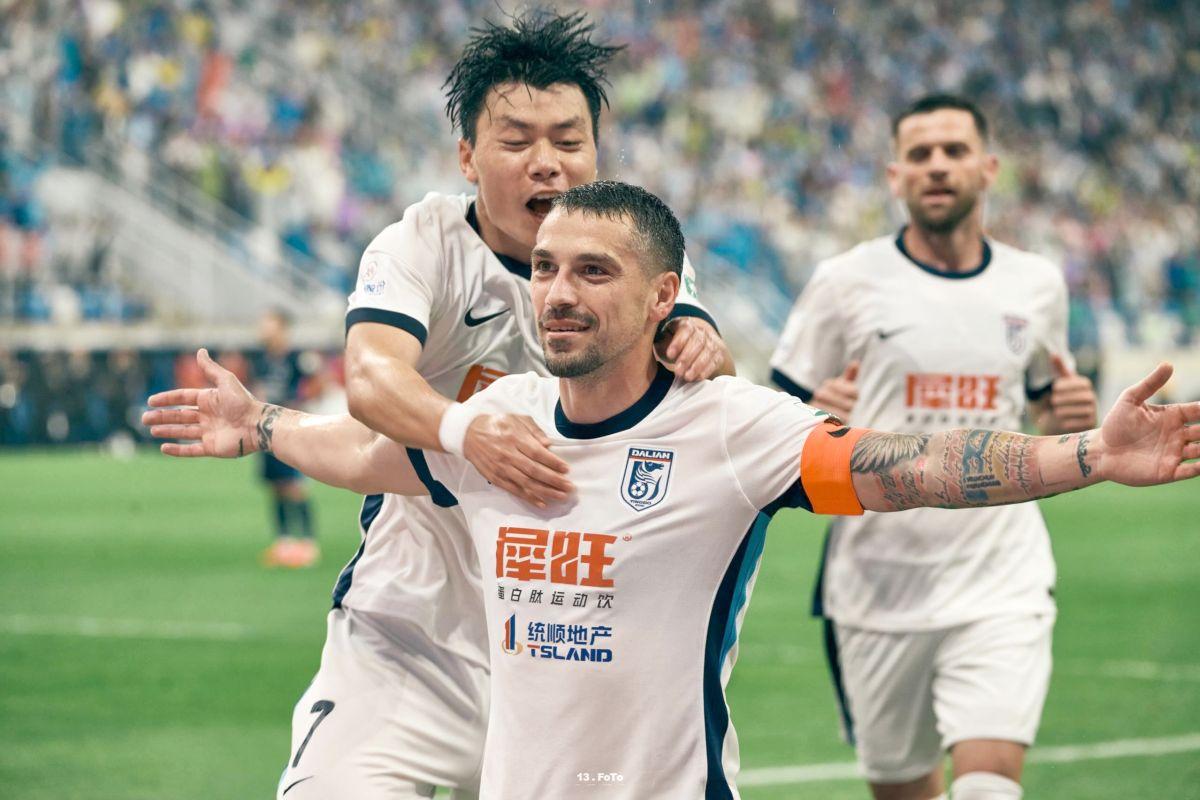Așteptat să semneze în Superliga, Nicolae Stanciu a spus-o direct: „Ei sunt unici, cei mai buni!”