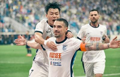 Așteptat să semneze în Superliga, Nicolae Stanciu a spus-o direct: „Ei sunt unici, cei mai buni!”