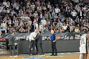 U-BT Cluj-Napoca - London Lions, derby în EuroCup » Tensiune în BTarena: Mihai Silvășan, eliminat, a sărit la arbitri!