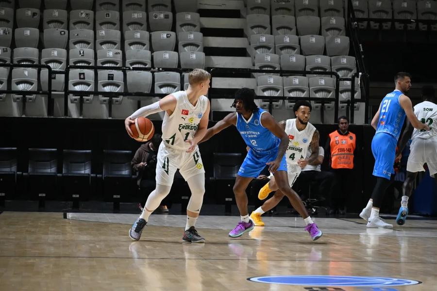 SCM U Craiova, fără șanse în deplasarea din Turcia, contra lui Erokspor Deja vu! O victorie și două înfrângeri pentru echipele din România și în etapa a 3-a a FIBA Europe Cup