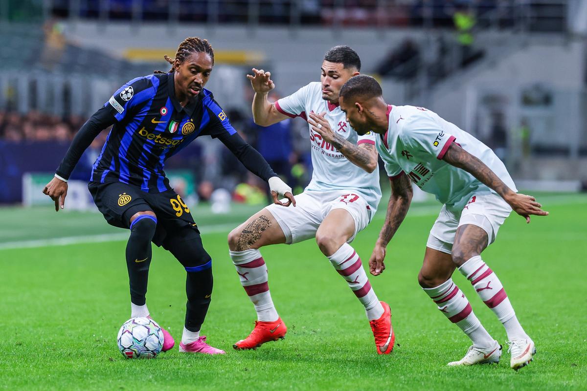 Cristi Chivu a avut numai cuvinte de laudă la adresa jucătorului său: „Un exemplu de profesionalism”