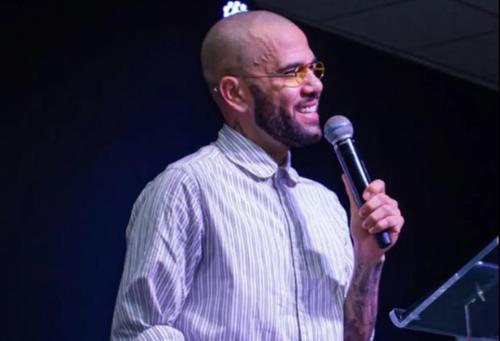 Dani Alves a strâns 35.000 de persoane pe Metropolitano, „pentru a cânta laude lui Hristos, a se încuraja reciproc să evanghelizeze și să transforme Spania și Europa”