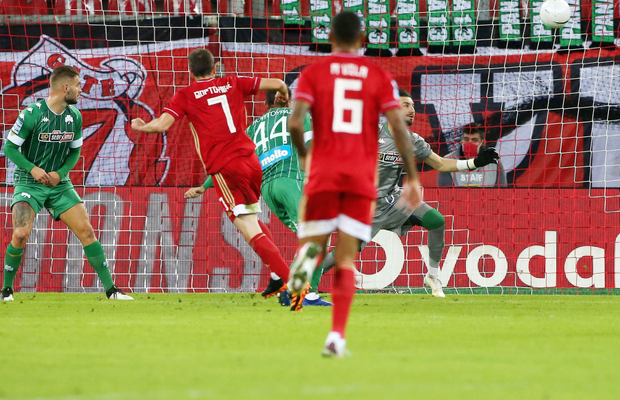Olympiakos - Panathinaikos 1-0 » Boloni pierde primul derby la Panathinaikos, dar merita un egal. Două ratări uriașe!