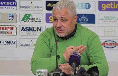 Marius Șumudică trimite „săgeți” către fostul antrenor al lui Malatyaspor: „Vin jucătorii și-mi zic «Mister, nu suntem pregătiți, în vară nu am făcut nimic»”