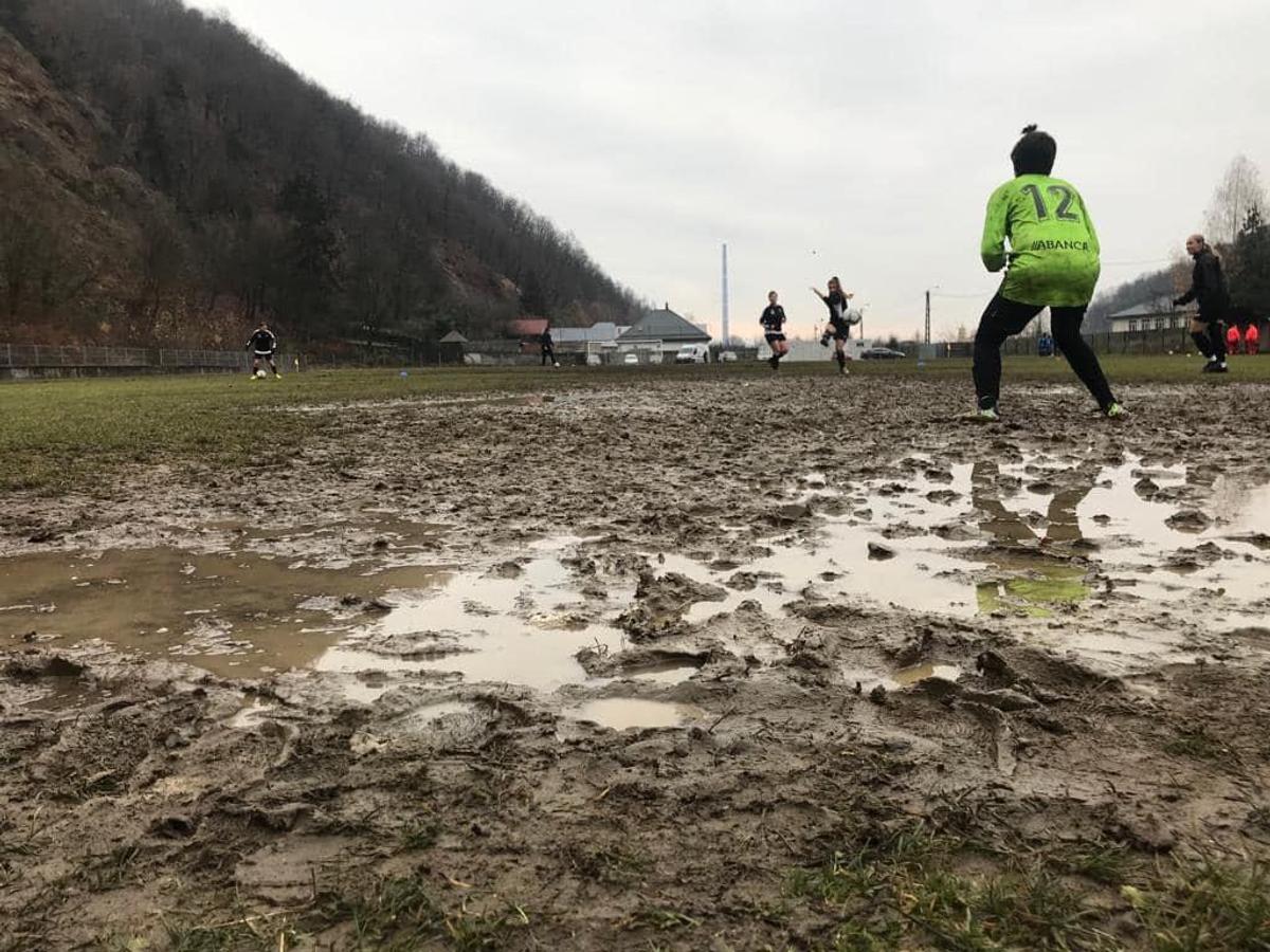 ACS Fotbal Feminin Baia Mare 2 și ACS Colțea 1920 Brașov - Liga 3 Feminin