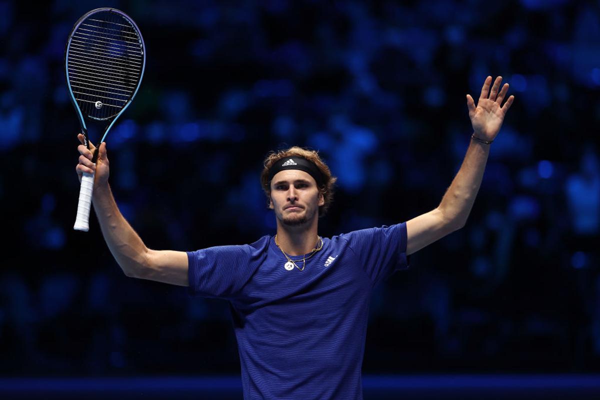 Alexander Zverev s-a impus la Turneul Campionilor! L-a dominat autoritar pe Medevedev și încheie un an fenomenal