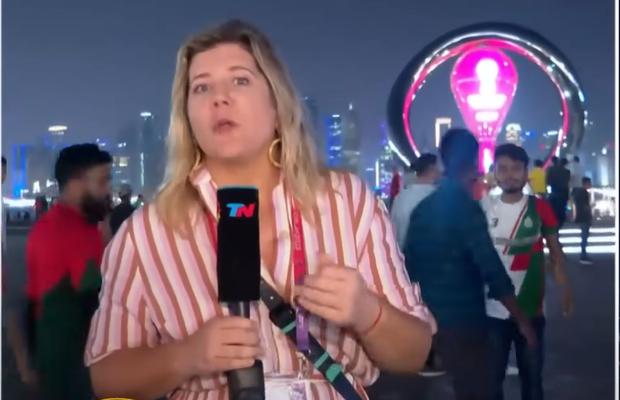 Jurnalistă jefuită în direct, în timp ce transmitea din Qatar: „Polițiștii m-au întrebat cum vreau să fie pedepsit hoțul”