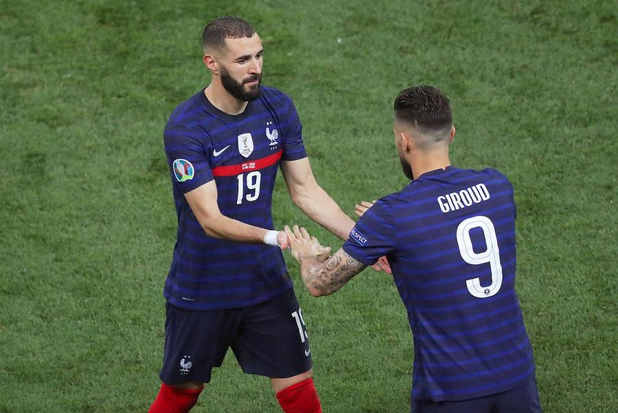 Karim Benzema și Olivier Giroud. Foto: Imago Images Olivier Giroud, aproape de o performanță incredibilă! „Kartul” poate fi golgheterul all-time al Franței » Peste Thierry Henry!