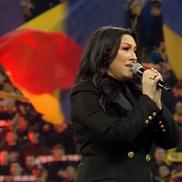 Andra a cântat imnul înainte de România - Elveția / FOTO: Captură @Antena 1