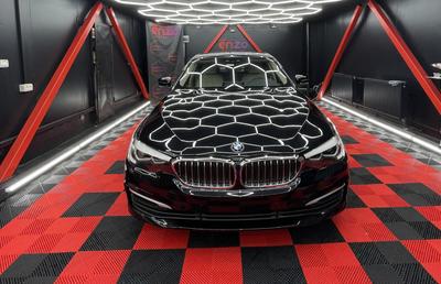 Cât costă un detailing auto în București? Prețuri pentru interiorul și exteriorul mașinii