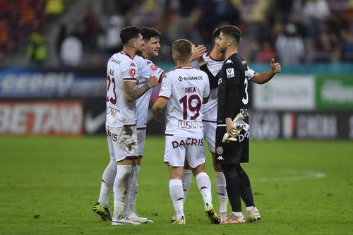 Victor Angelescu, acționarul celor de la Rapid, a declarat că se teme de o posibilă plecare a portarului Horațiu Moldovan (25 de ani) din Giulești, după ce acesta s-a calificat cu România la Euro 2024. foto: Imago Images
