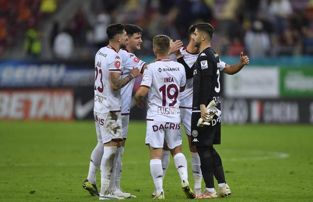 Își pierde Rapid omul de bază? Victor Angelescu: „Mă tem că s-ar putea să plece în iarnă”