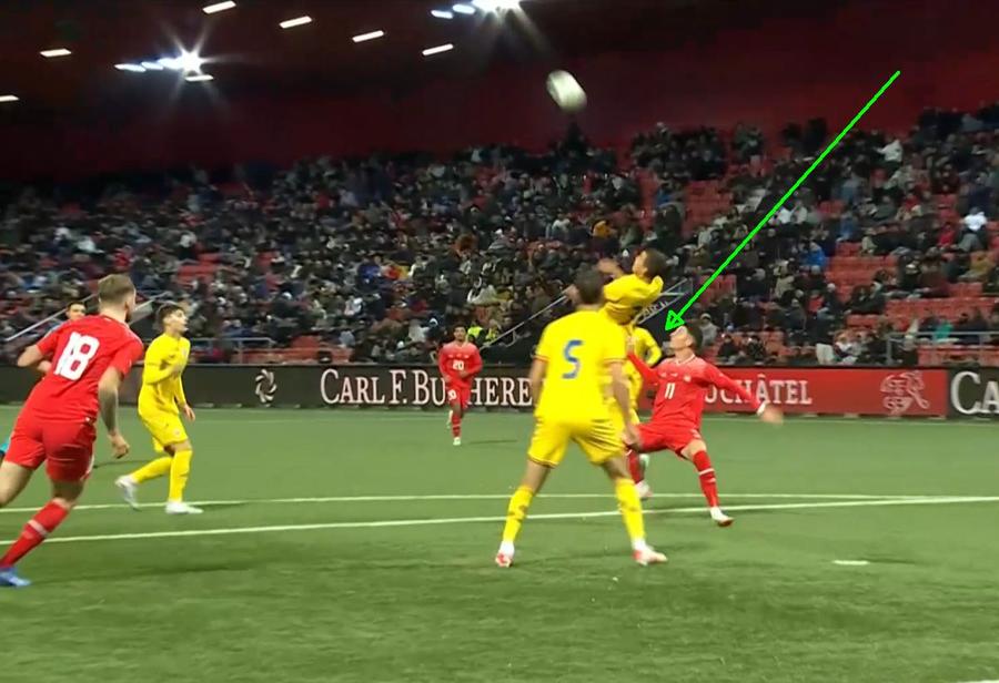 FOTO: Captură TV @Pro Arena Elveția U21 - România U21 2-2 » Elevii lui Pancu au fost egalați pe final, după un gol precedat de un fault clar în atac!
