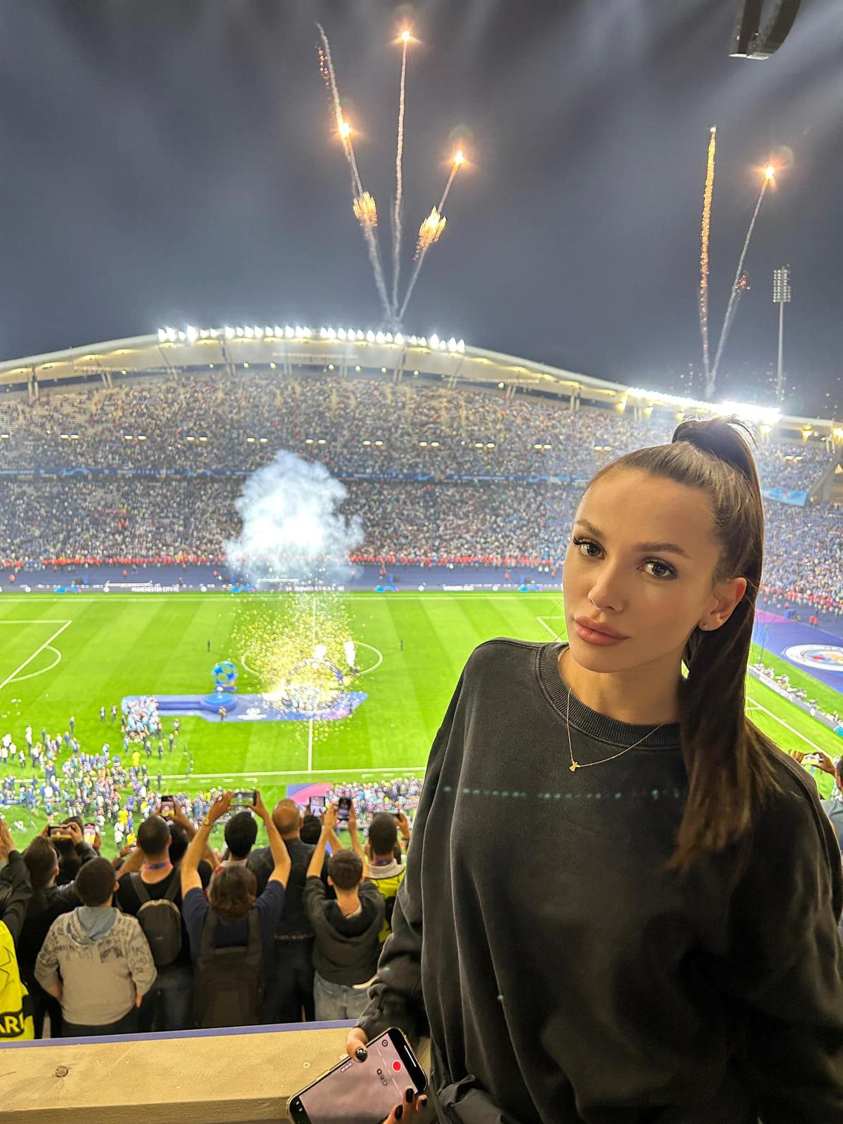 Iubita lui Daniel Stanciu, în tribune la România - Elveția » Cum a apărut pe Arena Națională