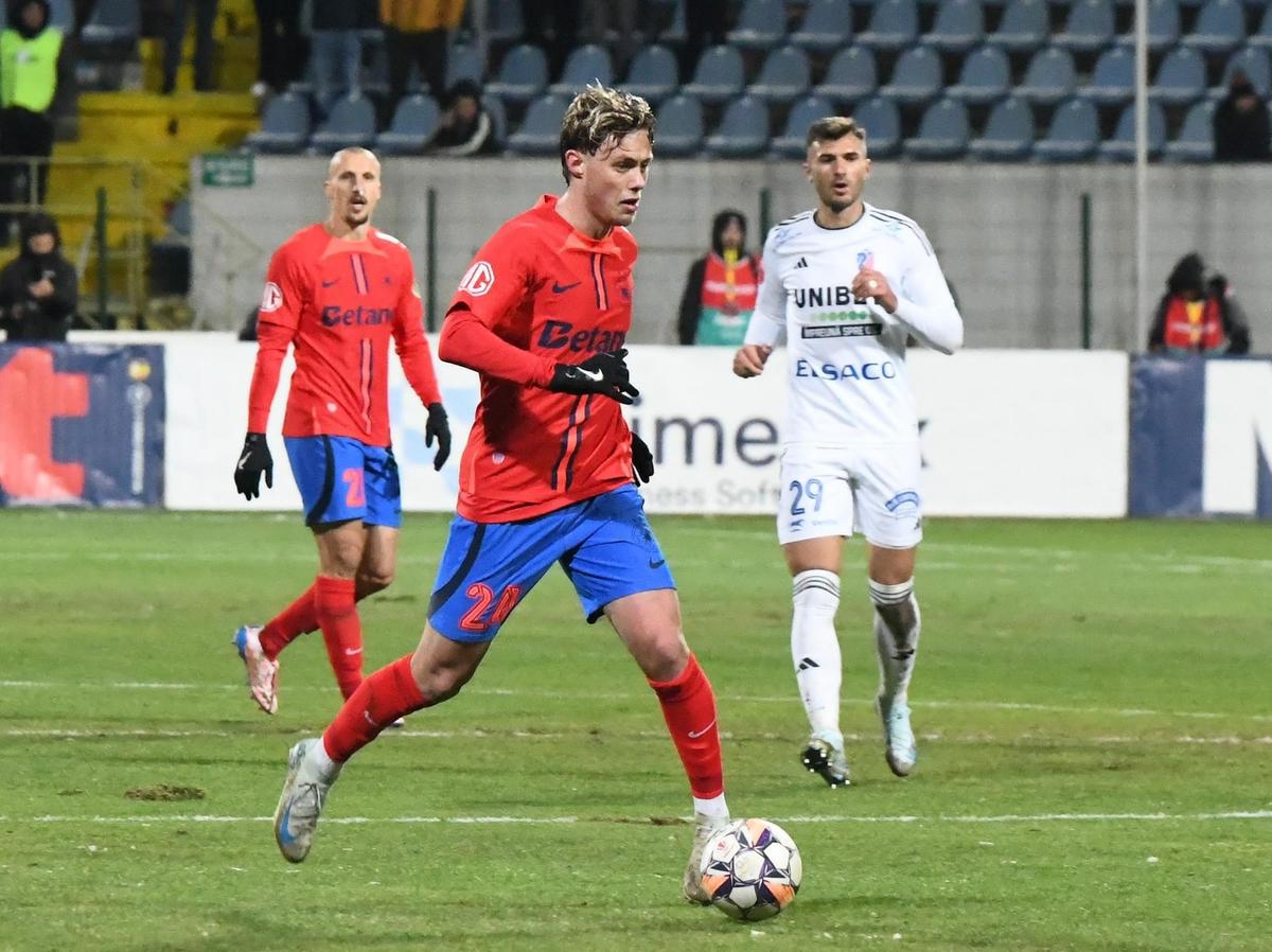 A luat în colimator 3 jucători de la FCSB: „El chiar a fost foarte slab!” » N-a scăpat nici Olaru: „Alt motiv nu găsesc”