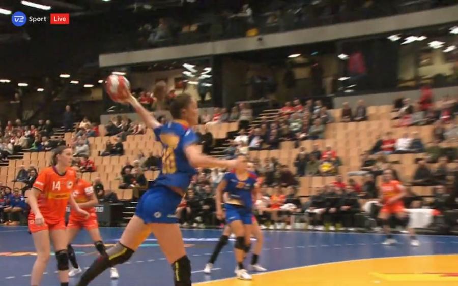 Seraficeanu în acțiune România, bătută strașnic de Olanda: diferență rar întâlnită în handbal! Semne rele înaintea Campionatului European » Cele două jucătoare evidențiate