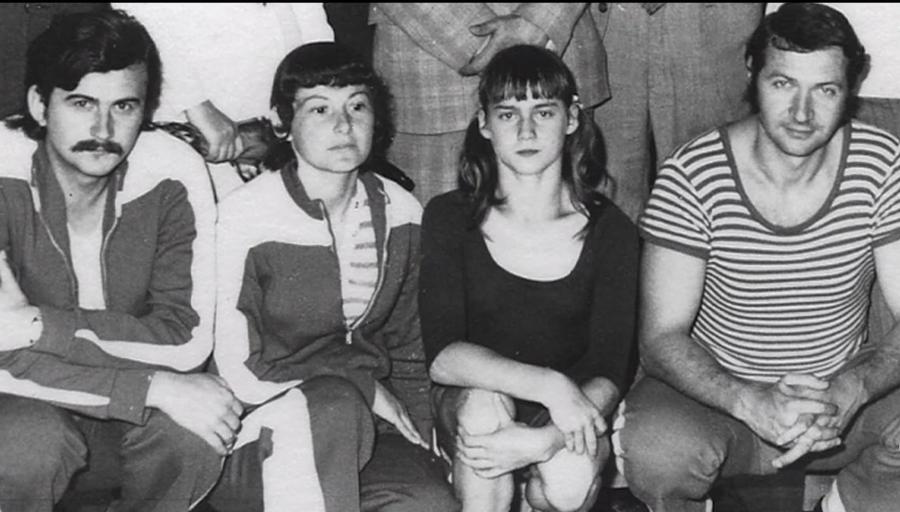Geza Pozsar, Marta Karoly, Nadia Comăneci și Bela Karoly, cvartetul care a evadat din România pentru a cuceri America Pactul secret Comăneci – Karolyi: cum se scrie istoria!