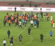 Haos inimaginabil la meciul lui Reghecampf din Liga Campionilor Africii! Bătaie generală, jandarmii și scutierii din Rwanda au pătruns pe gazon