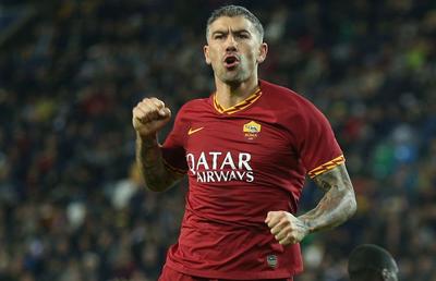 Fiorentina - Roma 1-4  // VIDEO Lunetistul Aleksandar Kolarov » Cel mai bun executant de lovituri libere din elita Europei, după Lionel Messi