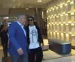 VIDEO Cosmin Olăroiu și Mirel Rădoi, în elita fotbalului mondial! Antrenorul și-a făcut apariția în stil mare, alături de Ronaldinho