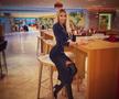 FOTO Bianca Drăgușanu, apariție-surpriză la meciul Stelelor Lumii! Decolteu amețitor în compania lui Roberto Carlos și Ronaldinho