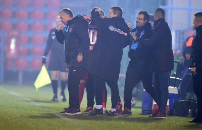 VOLUNTARI - CFR CLUJ 0-4 // Dan Petrescu nu a venit la interviurile de la final! Explicația lui Minteuan: „Nu știu, am înțeles că trebuie să plece repede undeva”