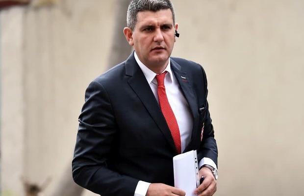 VIDEO EXCLUSIV. „M-a bușit râsul, pare stilul Negoiță!” » Propunere ireală la Dinamo! Cum voia Bălănescu să scape de o clauză buclucașă