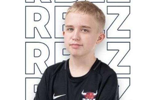 Anders Vejrgang a devenit, la numai 14 ani, unul dintre cei mai cunoscuți jucători de FIFA 21, după o serie fără înfrângere fulminantă. S-a oprit însă la 280 de victorii consecutive după o înfrângere la penalty-uri.