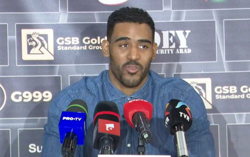 Benny Adegbuyi (35 de ani) a susținut astăzi o conferință de presă, în cadrul căreia a abordat cele mai importante subiecte după victoria spectaculoasă împotriva lui Badr Hari, obținută prin KO.